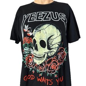 Kanye West YEEZUS God Wants You Black Skull & Roses Shirt Size Large Men’s